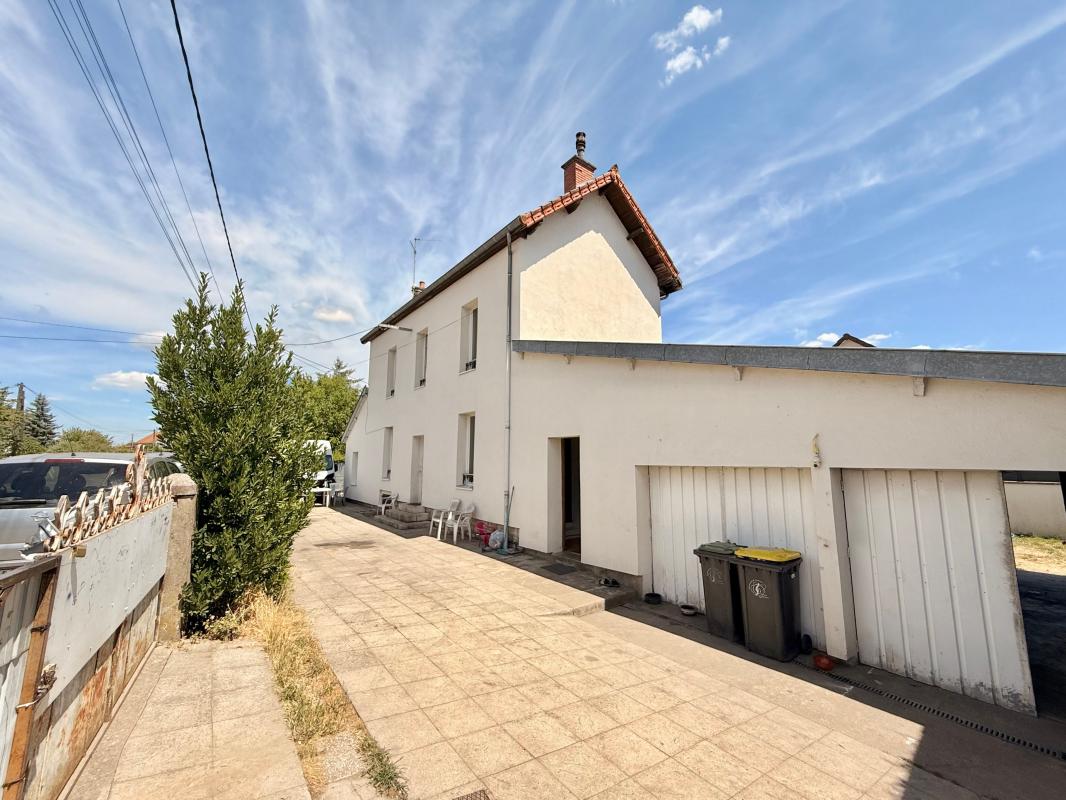 AUXONNE – Maison avec appartement indépendant, garage et terrain