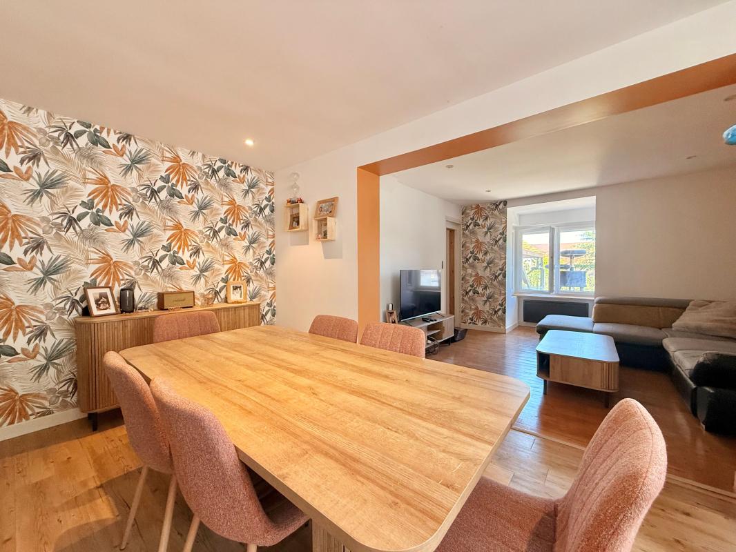 Maison À Vendre 70m² 2 chambres, 281m² terrain