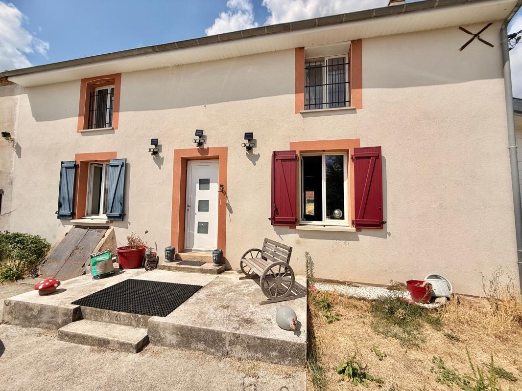 Maison À Vendre Athée 142m² , 3 chambres ,2062m² de terrain