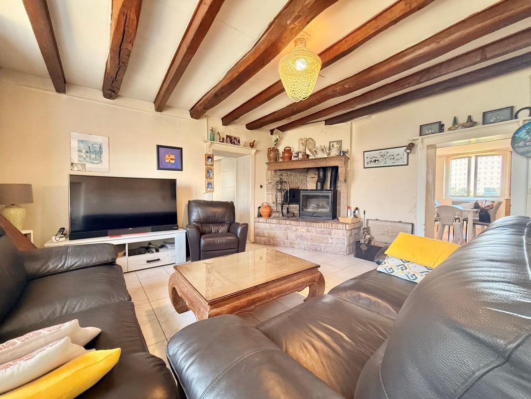 Jolie maison en pierre 105 m² - Environnement calme et verdoyant