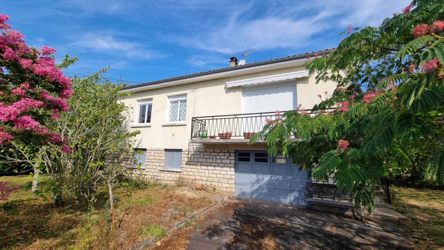 Maison sur sous-sol avec pompe à chaleur neuve