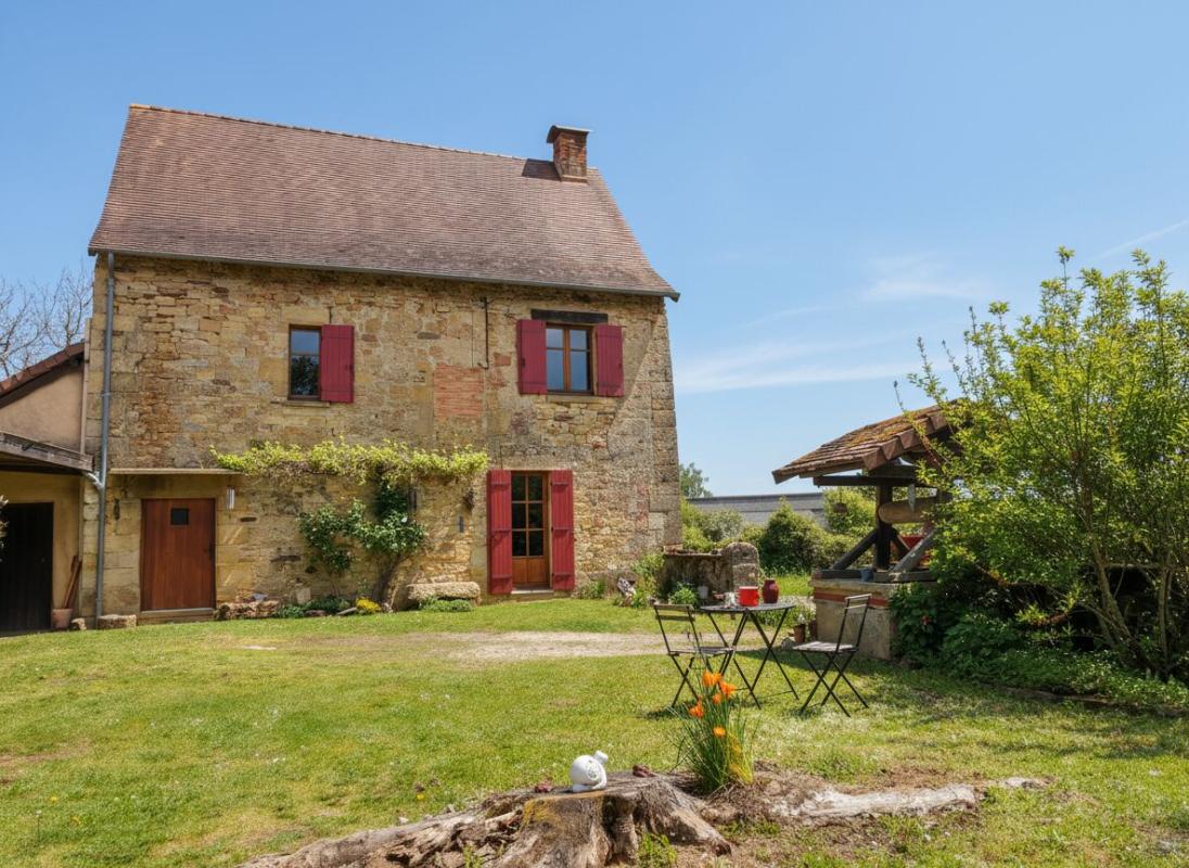 Ferme du XVI° restaurée et sa grange en pierre au calme avec vue