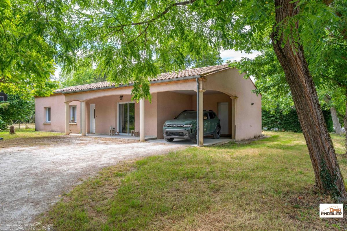 Maison de plain pied avec jardin