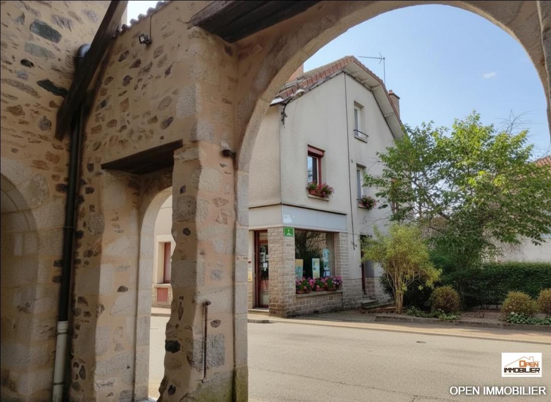 Saint-Laurent-sur-Gorre : Maison familiale de 176 m² avec local commercial