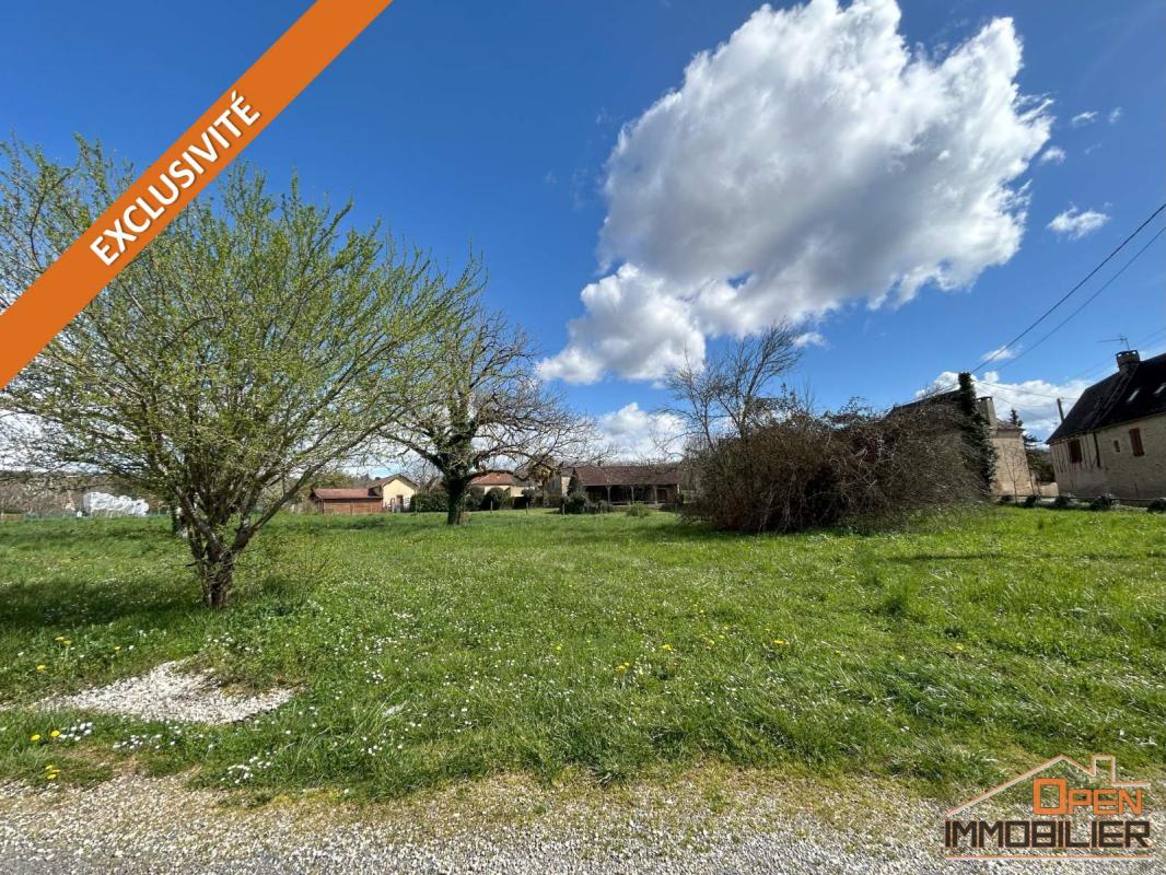 Terrain à bâtir viabilisé 1 395m²