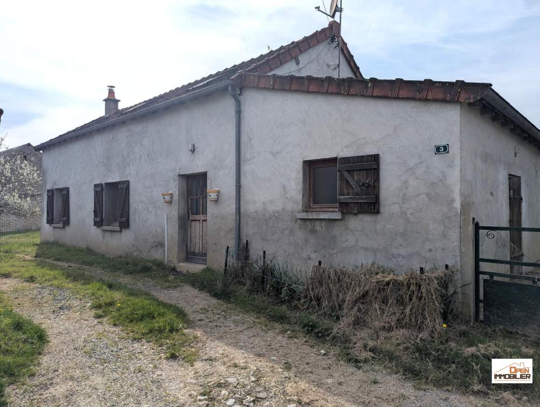 Maison d'habitation au cœur d'un petit hameau !