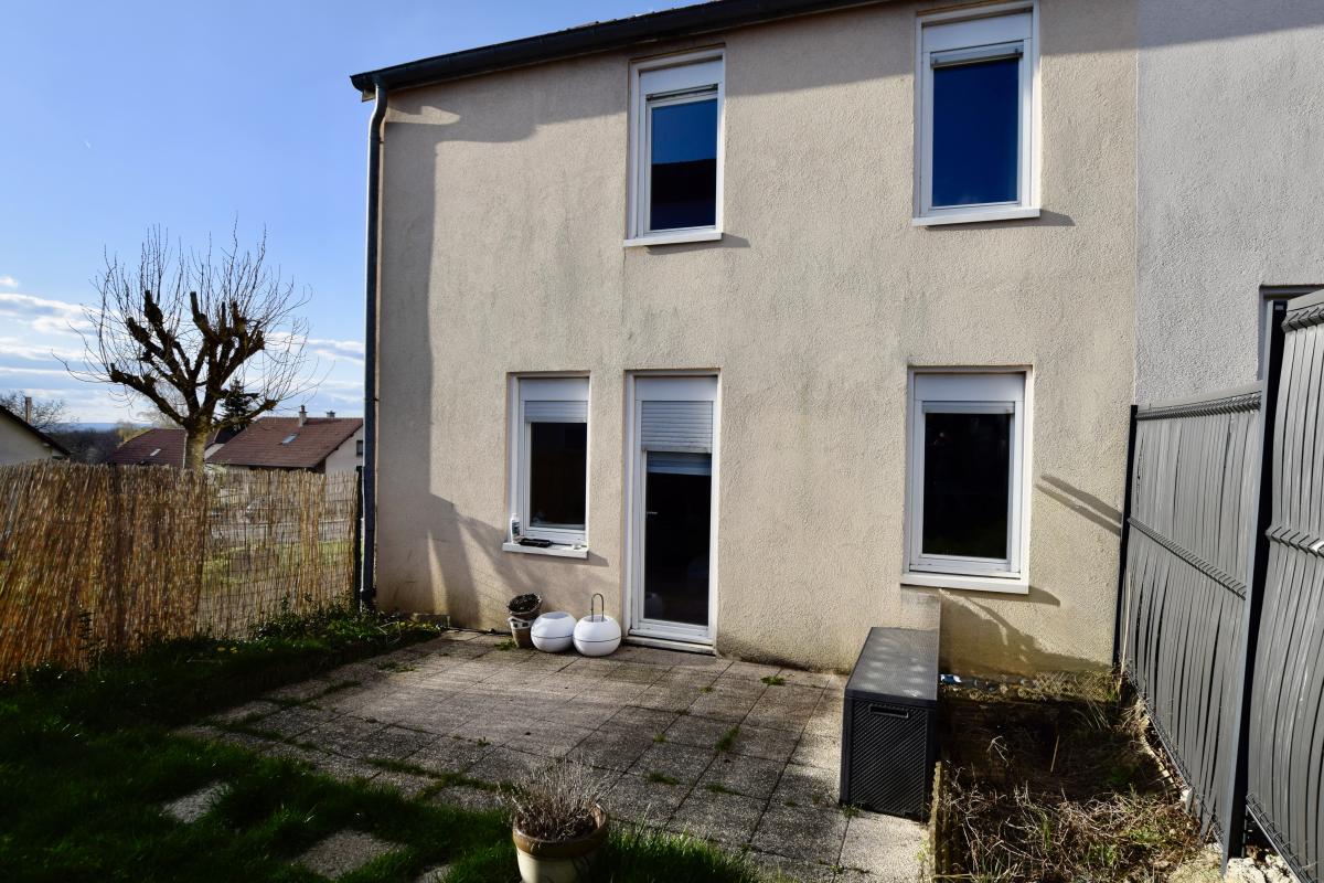 Maison mitoyenne 102m2 - 4 chambres -BEAUCOURT