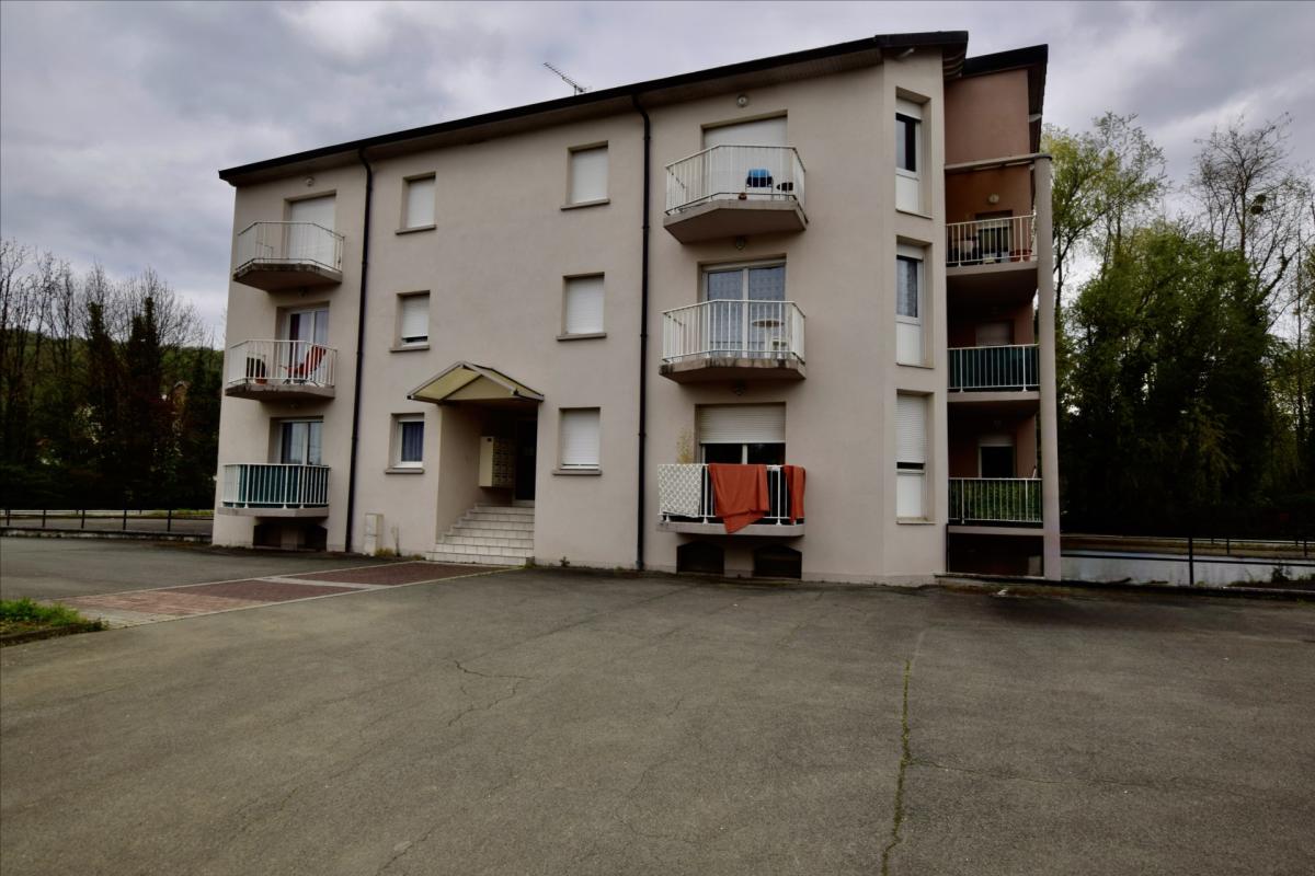 T2 à VOUJEAUCOURT avec balcon, garage et parking