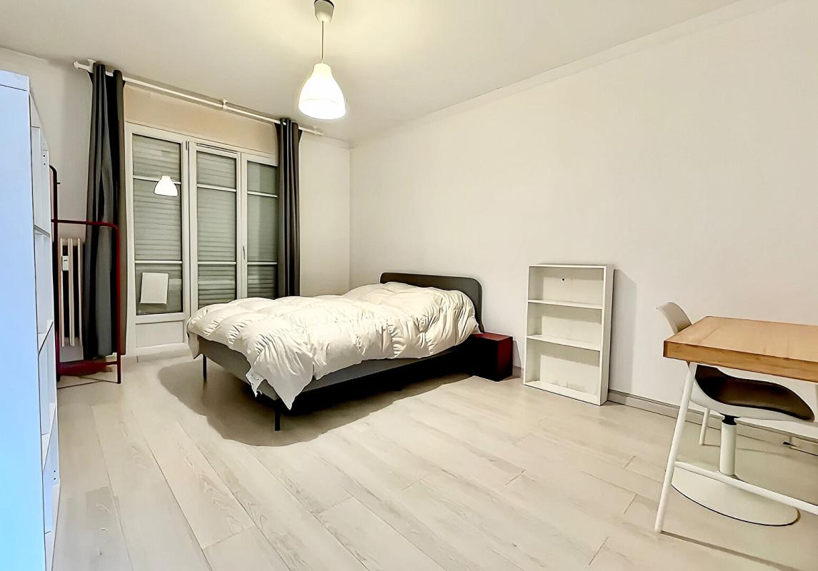 T4 en exclusivité au pied du Château de Montbéliard - Photo 5