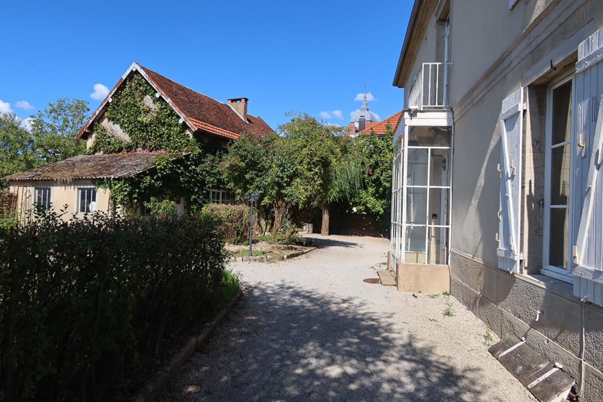 Maison de maître Besancon 10 pièce(s) 300 m2 - Photo 4