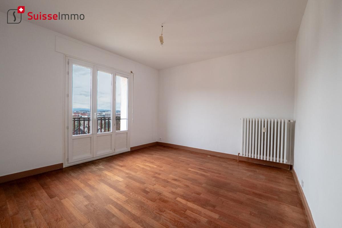 Appartement à louer, 3 pièces, 61 m², Montbeliard