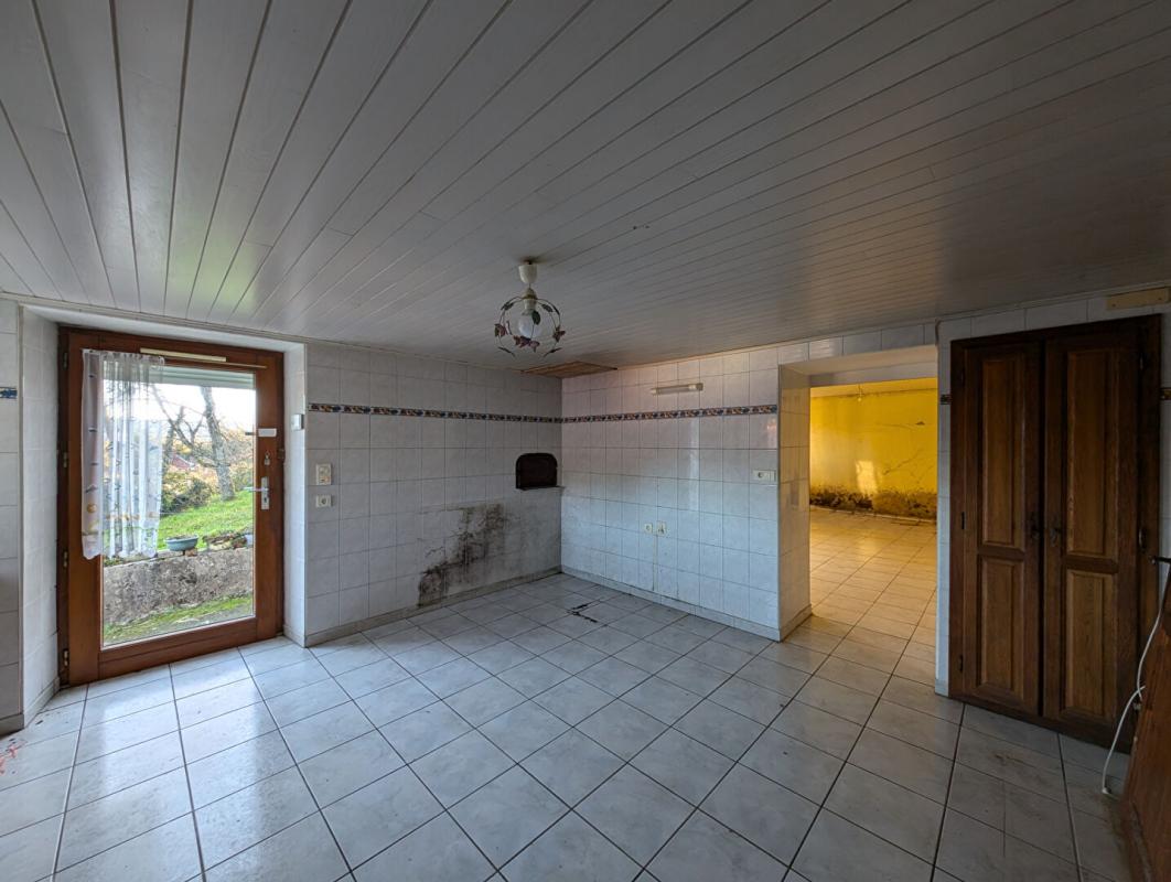 Maison à rénover - Photo 3