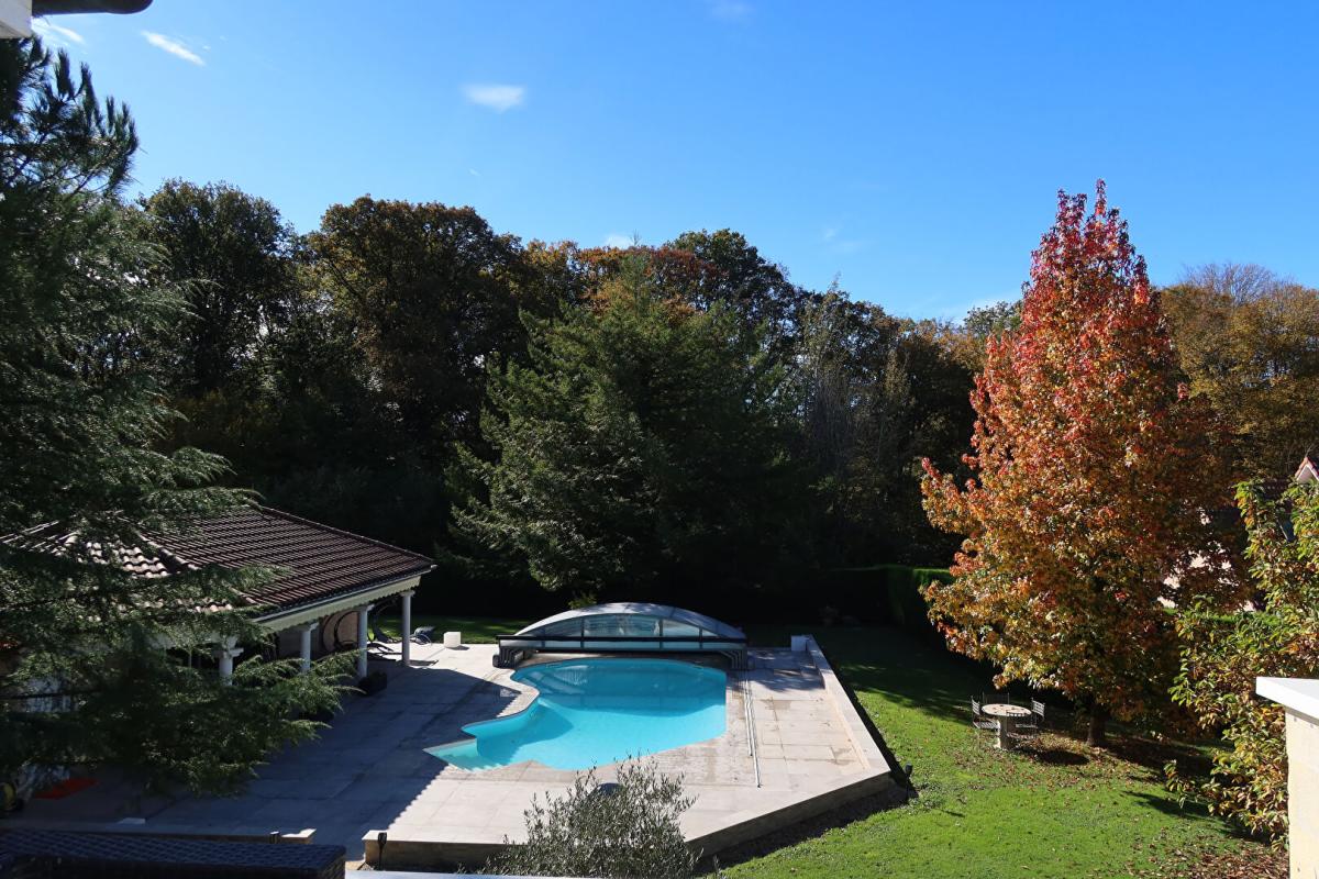 Maison à vendre, 6 pièces, 220 m², Besancon