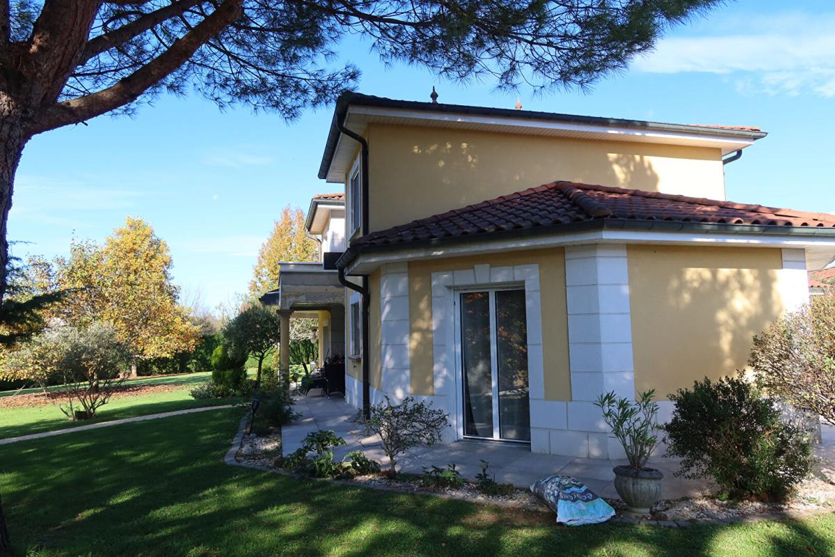 Maison d'architecte Besancon 6 pièce(s) 220 m2 - Photo 4