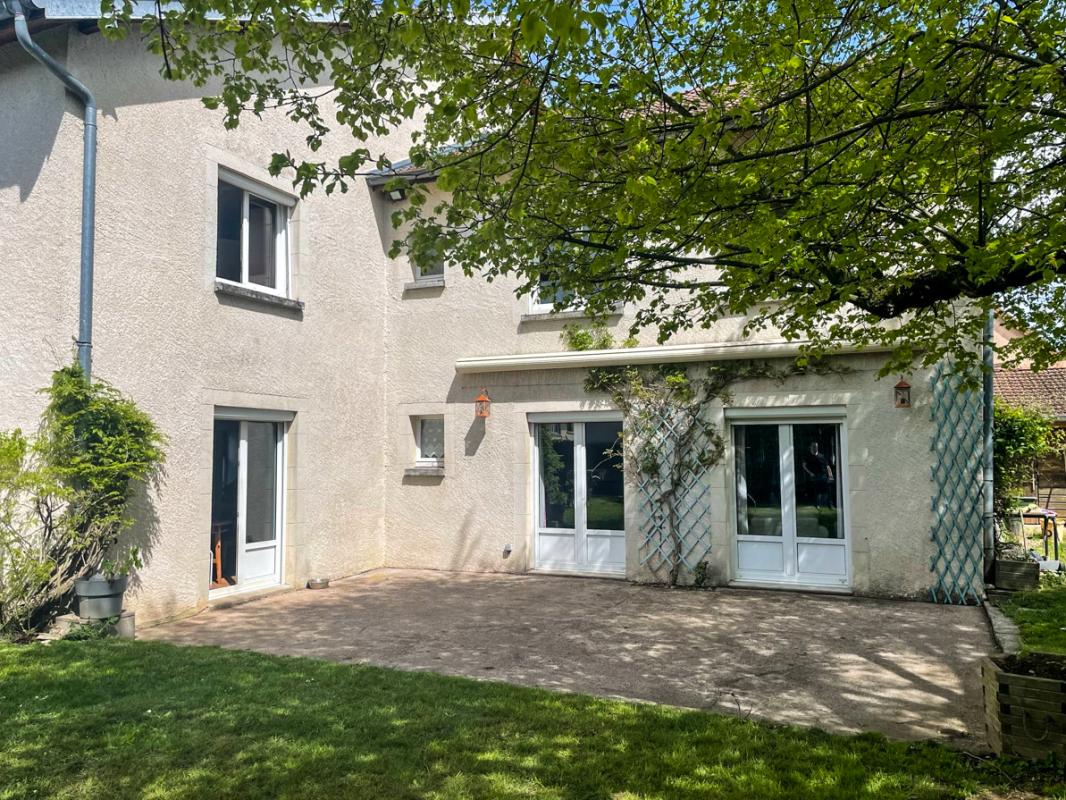 Vous êtes à la recherche de volume, cette maison est faite pour vous ! - Photo 4