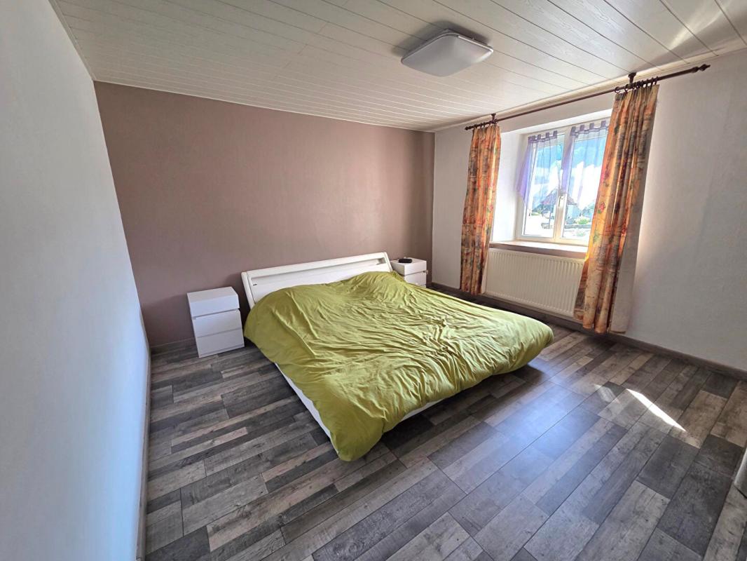 APPARTEMENT 5 PIECES 94.13 m2 GARAGE ET TERRAIN PRIVATIF  190000 EUROS - Photo 5