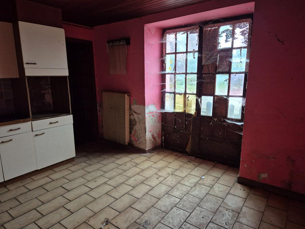 Maison à rénover Fleurey-les-Faverney - Photo 4