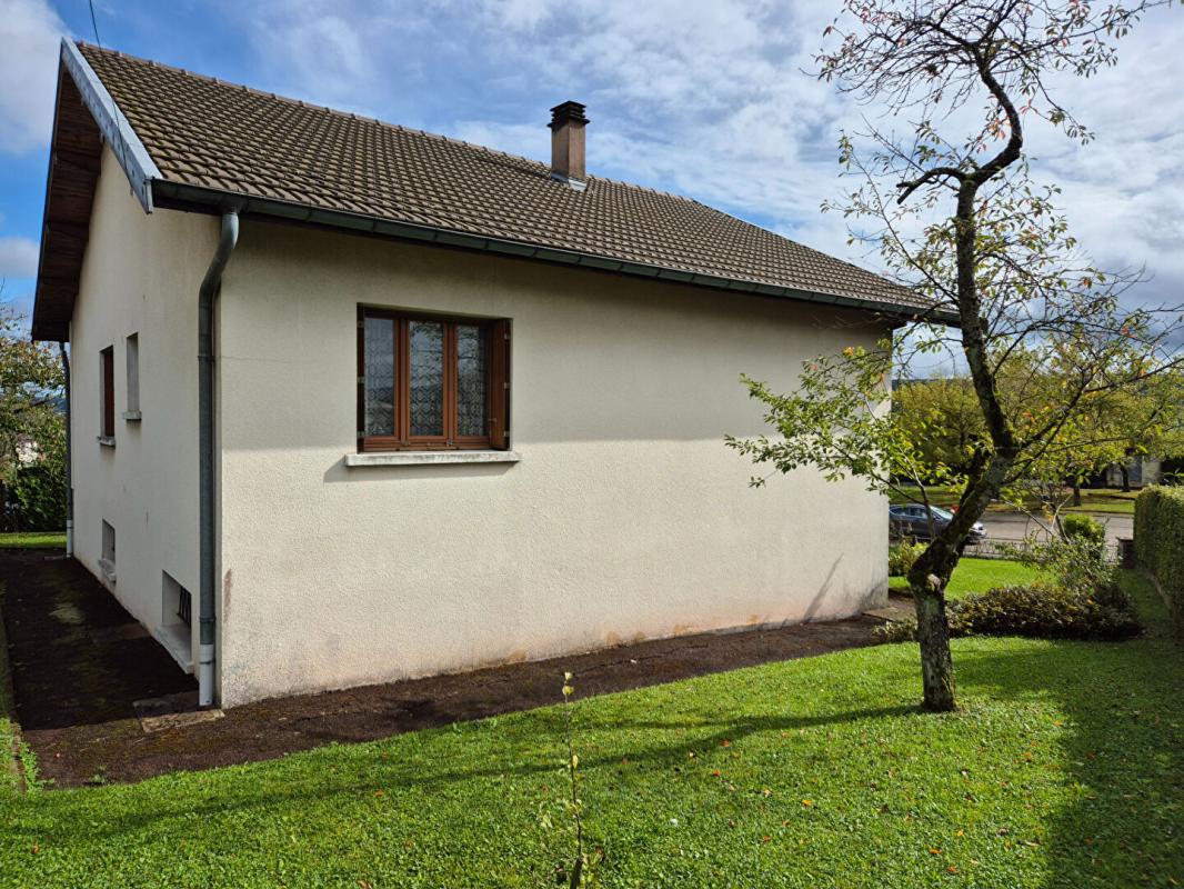 Maison Vesoul 94 m2 + 50 m2 à aménager sur 658 m2 de terrain - Photo 3