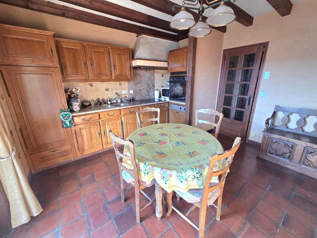 MAISON 7 PIECES 147 M² SUR TERRAIN DE 12 ARES 375000 EUROS - Photo 3