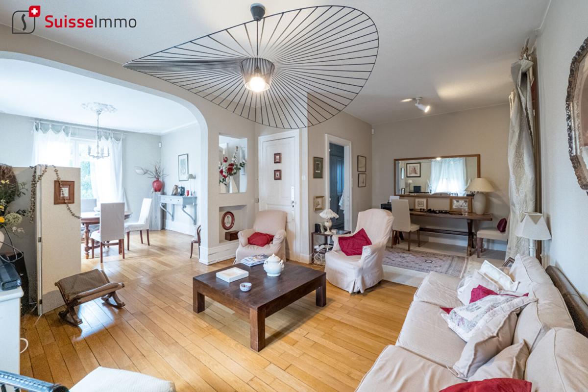 Maison à vendre, 8 pièces, 174 m², Montbeliard