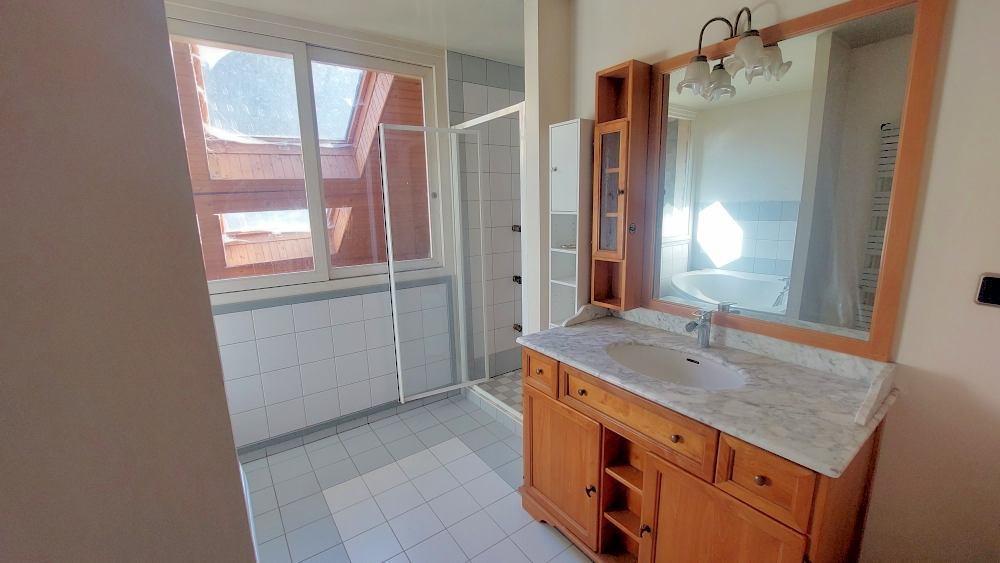 Maison Mitoyenne Centre-ville Saint Hippolyte 190 m2 - Photo 5