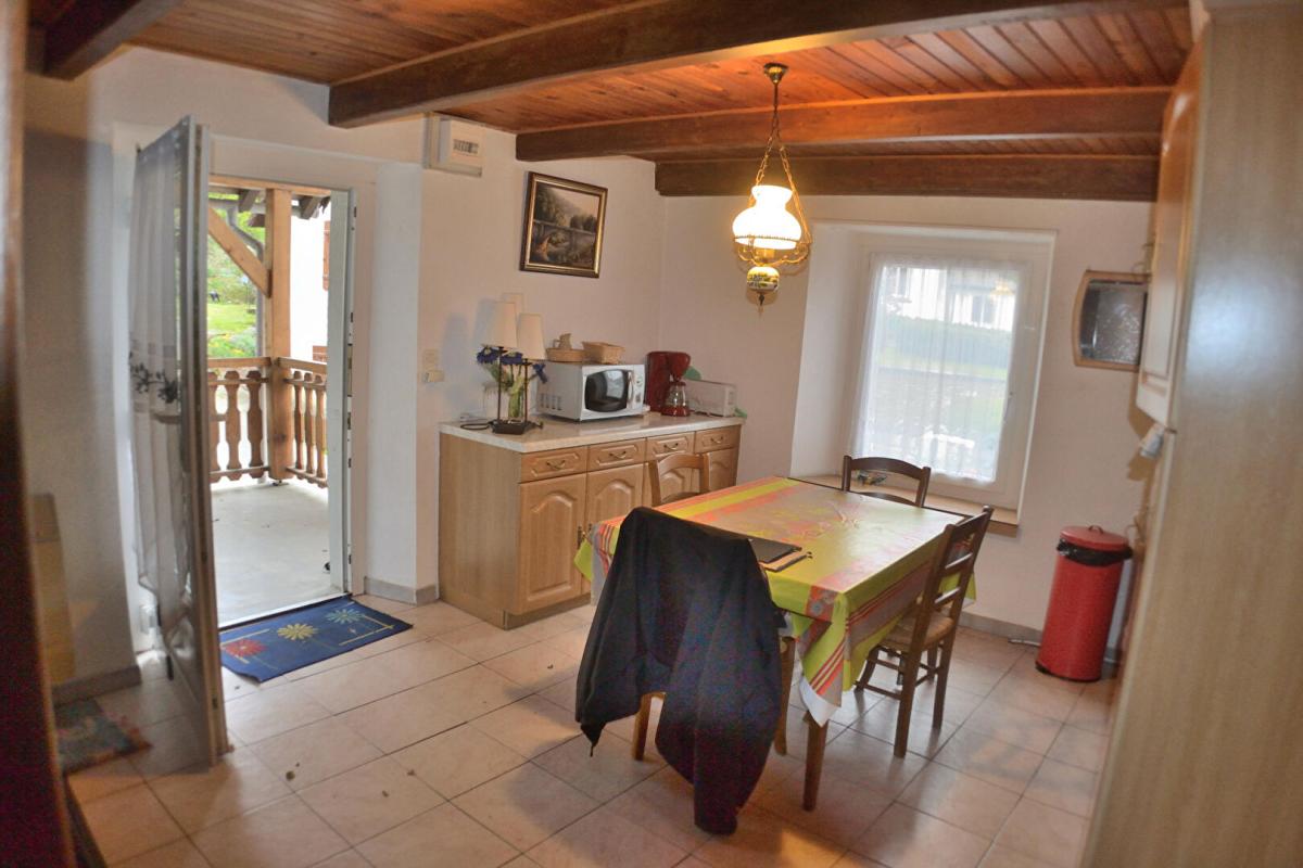 Maison composée de 2 appartements - GLERE - Photo 4