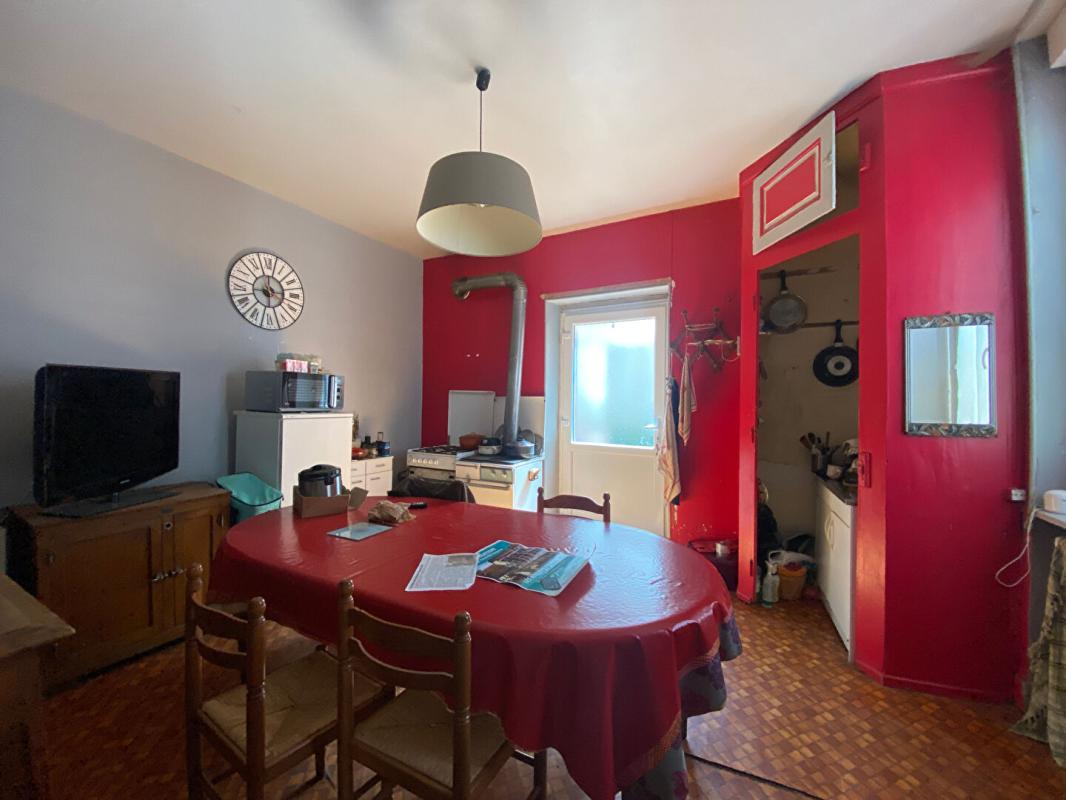 Maison de  ville Oyonnax 4 pièce(s) 96 m2 sur terrain de 254 m² - Photo 3