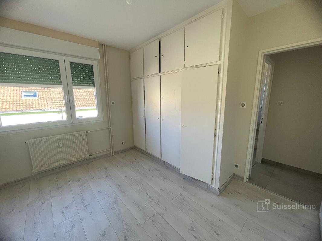 Belfort, Lumineux appartement T3 avec balcon et Garage - Photo 3