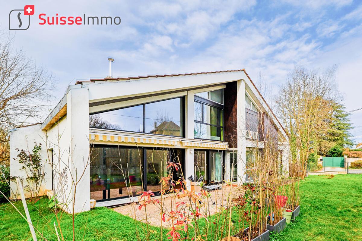 Maison à vendre, 8 pièces, 253 m², Montbeliard