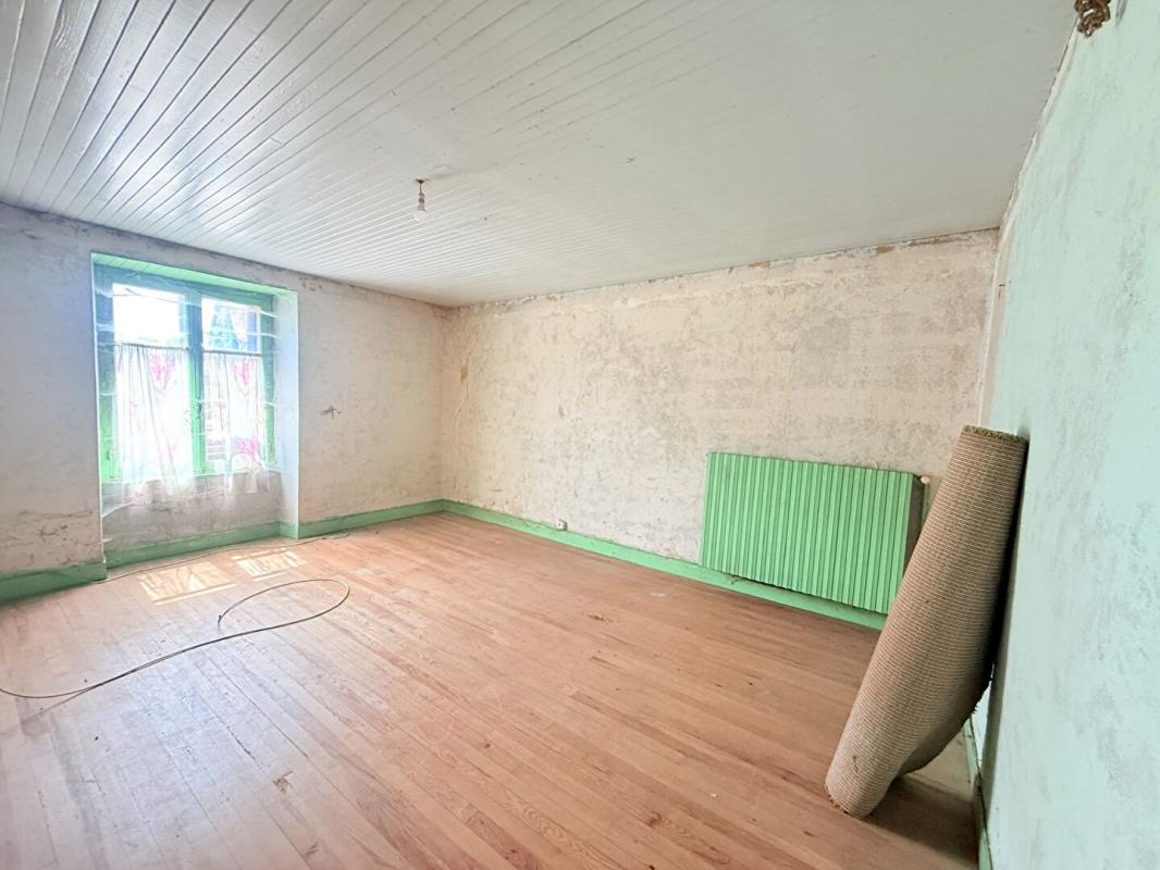 Maison à rénover avec cour - Photo 3
