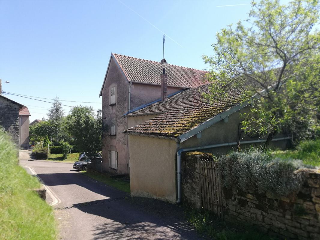 Maison de Village Anchenoncourt et Chazel 165 m2 avec terrain - Photo 2