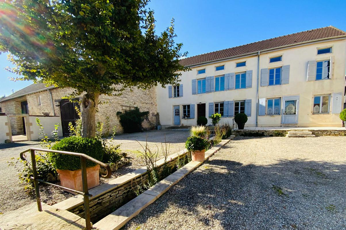 Maison à vendre, 7 pièces, 365 m², Dijon