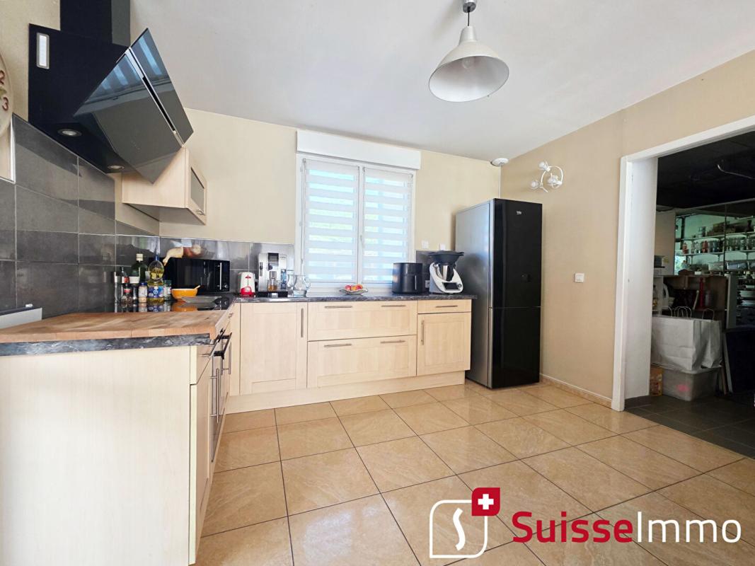 Maison  7 pièce(s) 170 m2 - Photo 3