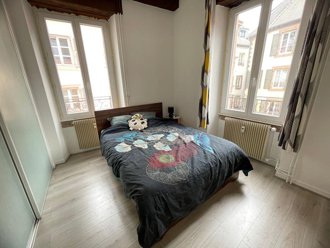 Vieille ville, charmant appartement d'environ 65M2 avec 2 chambres - Photo 4