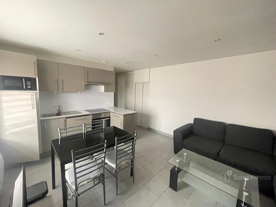Quartier cinéma des quais, bel appartement F2 meublé - Photo 2