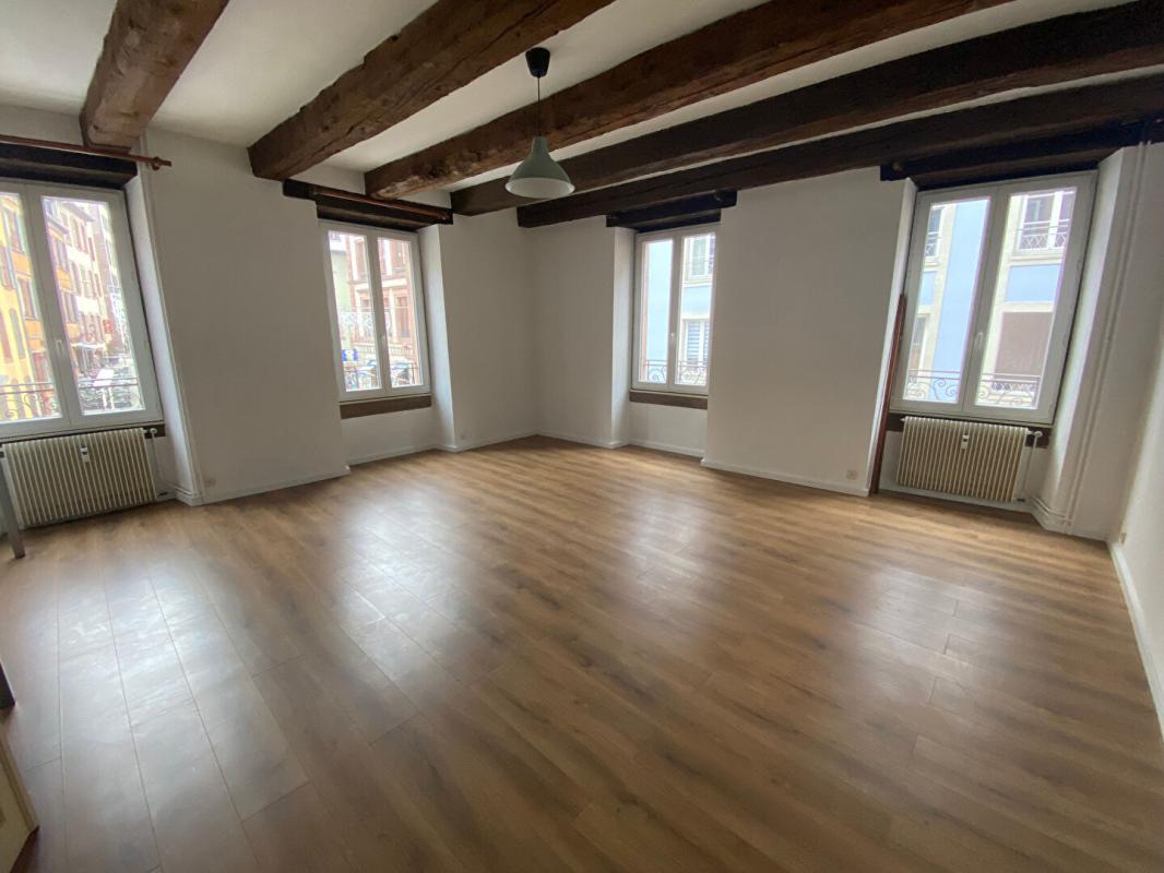 Vieille ville, Charmant appartement T3 de 63M2 - Photo 2