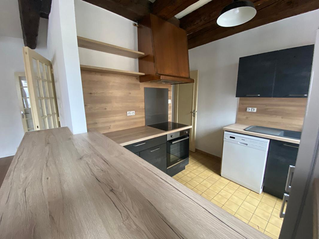 Vieille ville, Charmant appartement T3 de 63M2 - Photo 3