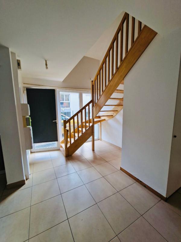 Maison  de plain- pied 110 m2 Carrez / 137 m2 au total - Photo 2