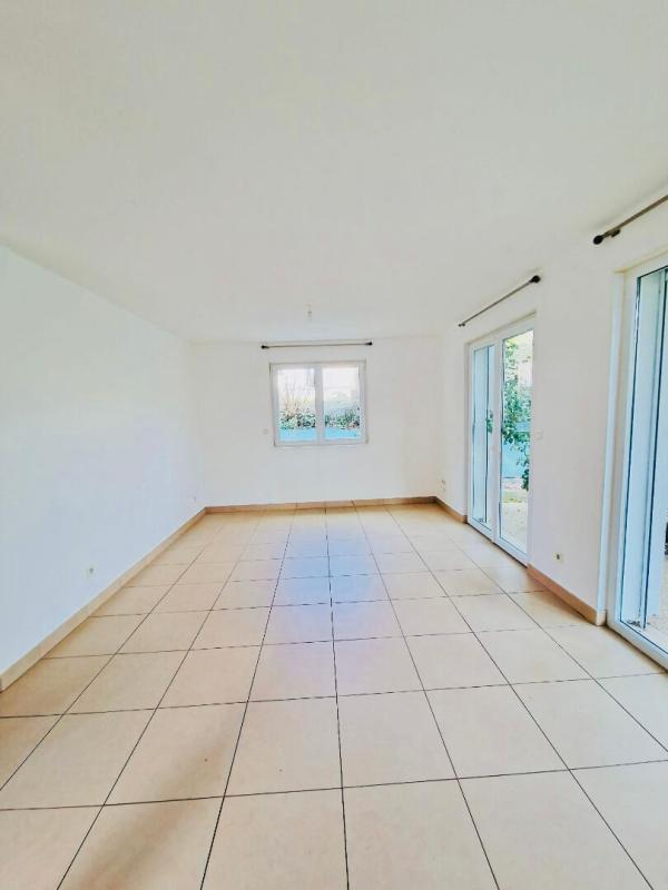 Maison  de plain- pied 110 m2 Carrez / 137 m2 au total - Photo 4