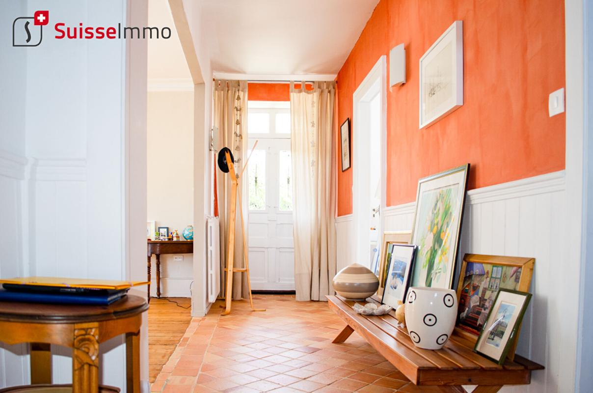 Belle maison Mandeure 7 pièce(s) 190 m2 , sur une parcelle de 665 m2 - Photo 4