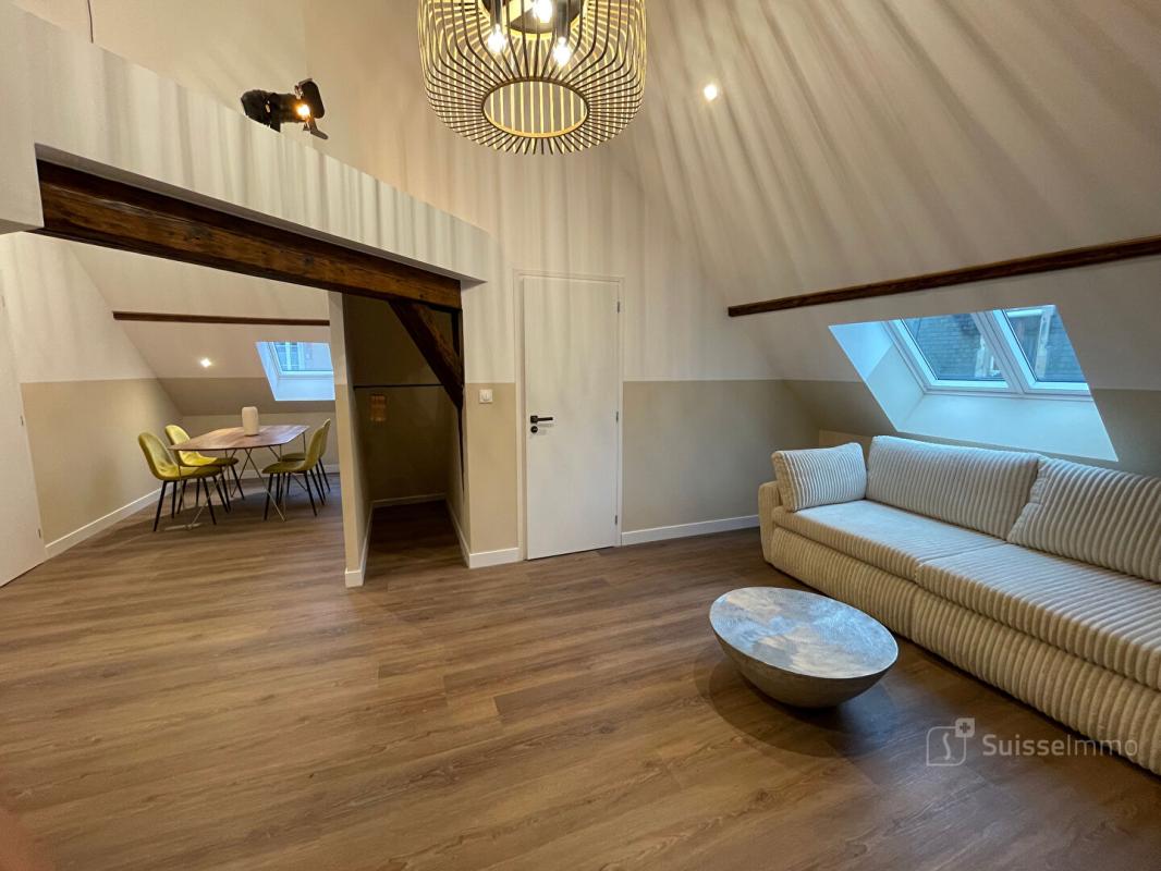 Charmant appartement entièrement rénové est climatisé, au coeur de la vieille ville - Photo 3