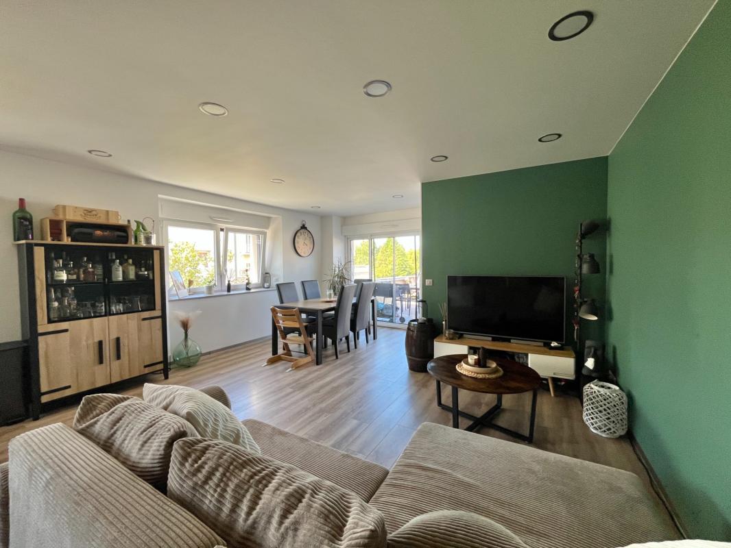 Magnifique appartement de 88m² en vente à Saône avec 3 chambres et terrasse
