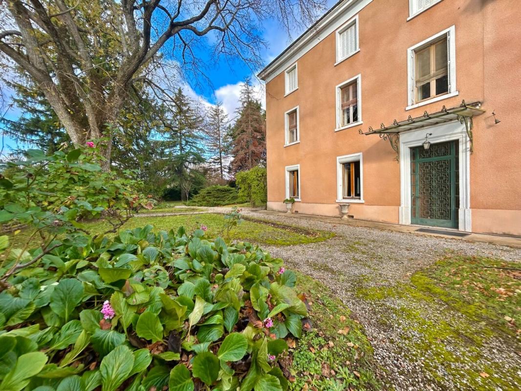 Maison à vendre, 8 pièces, 250 m², Chanos Curson