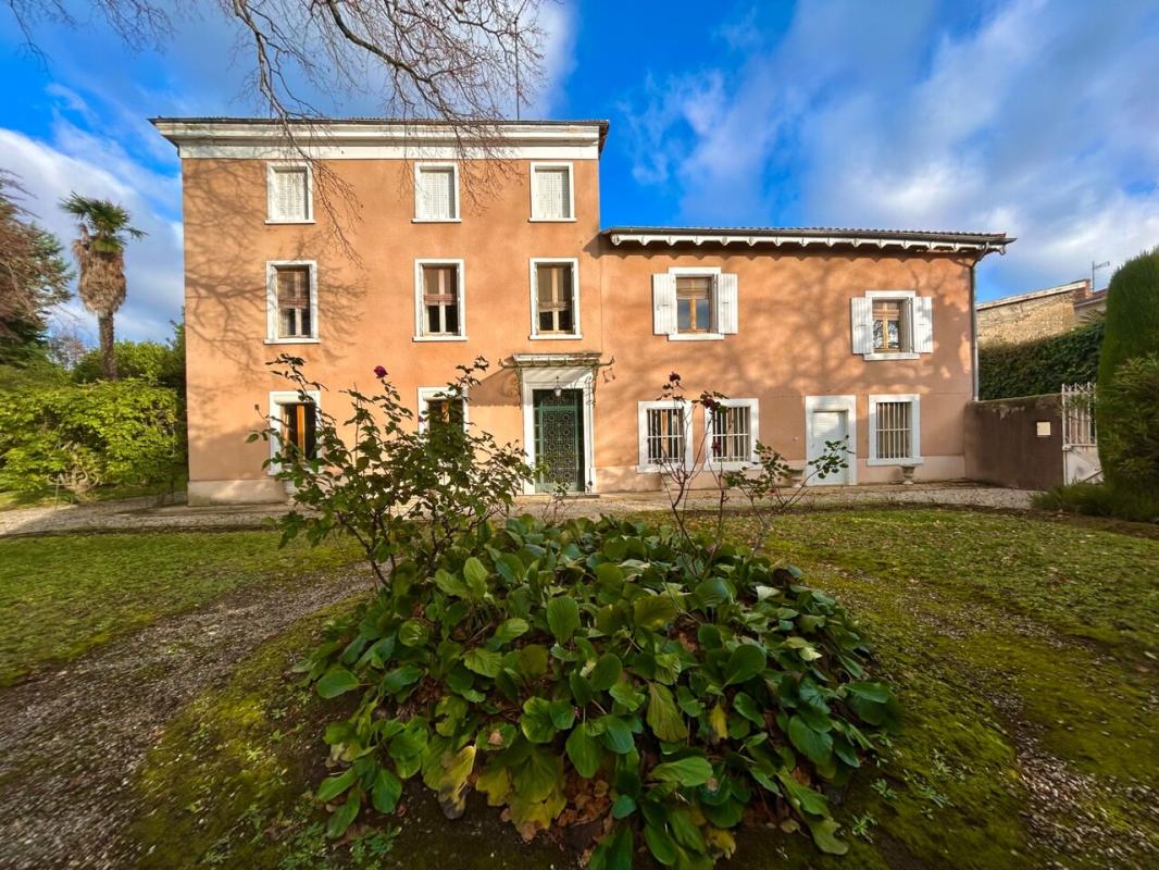 Maison de Maître - avec fort potentiel ! - Photo 3