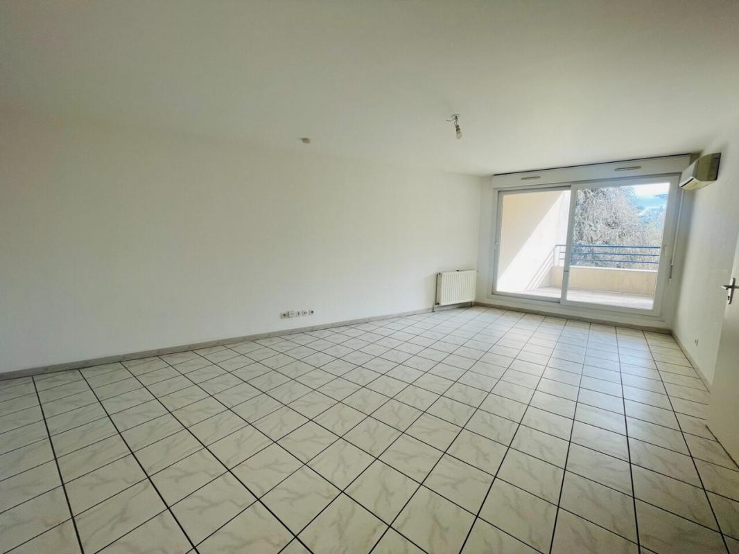 ROMANS APPARTEMENT 3 CHAMBRES PROCHE COMMODITES - Photo 3