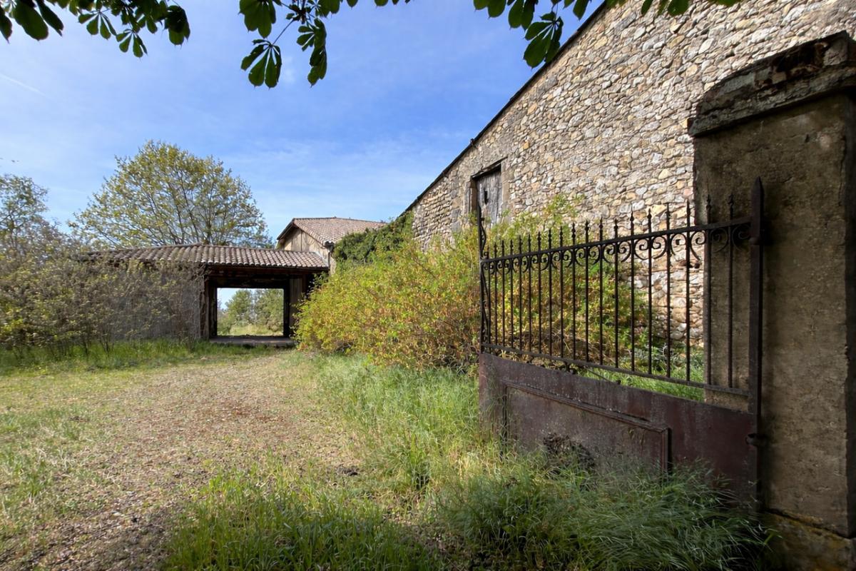 Maison à vendre, 12 pièces, 375 m², Besayes