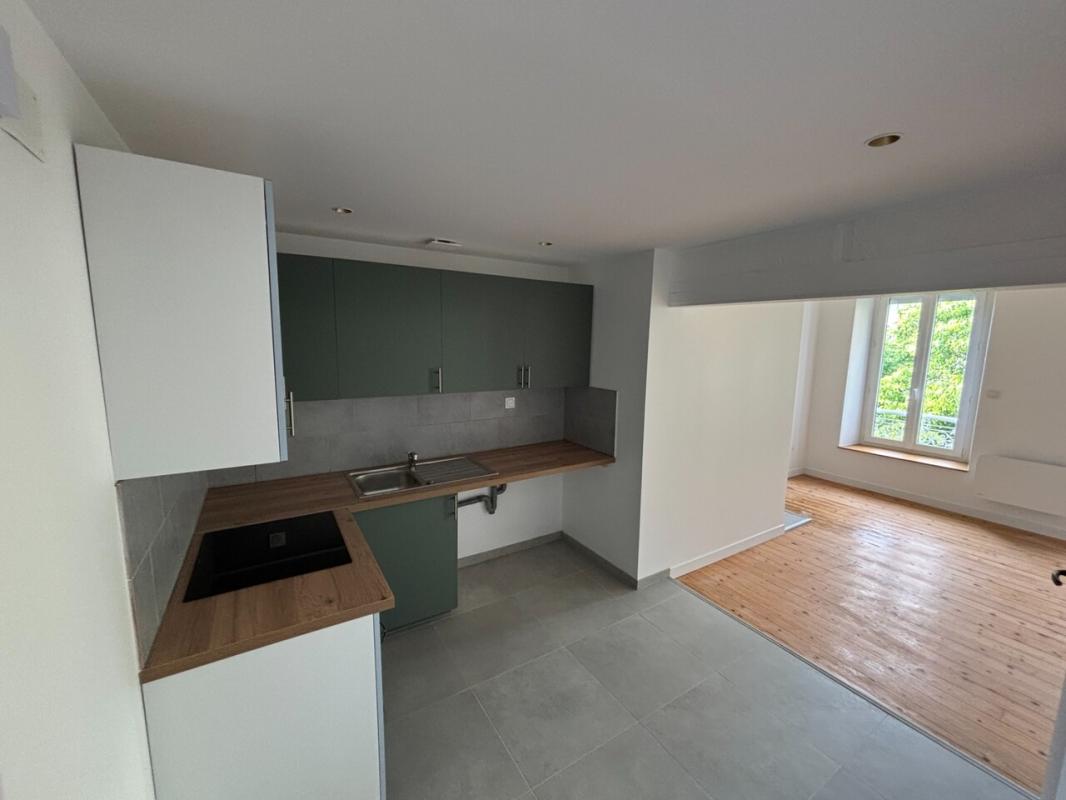Appartement à louer, 3 pièces, 59 m², Tournon Sur Rhone