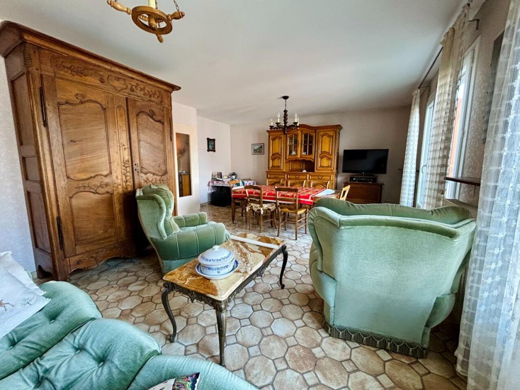 MAISON DE VILLE - PROCHE COMMODITÉS - Photo 3