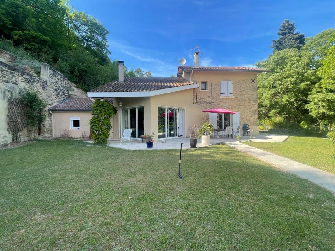 Maison à vendre, 6 pièces, 203 m², Genissieux