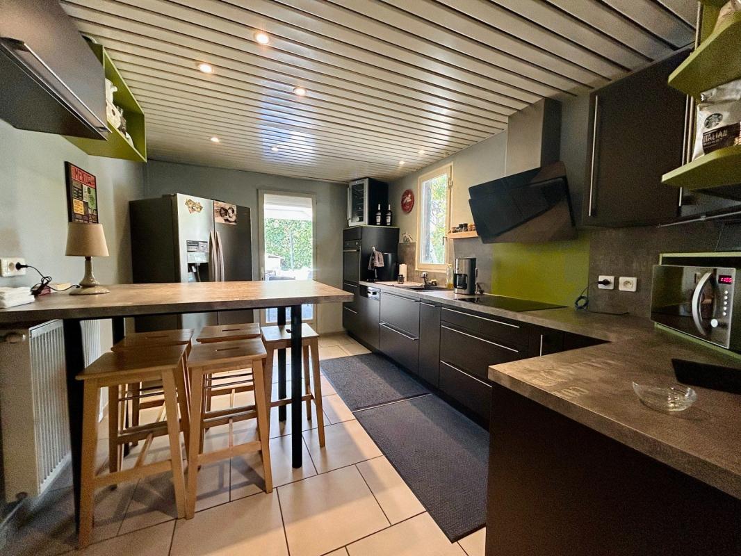 Maison meublée de plain-pied avec piscine - Photo 5
